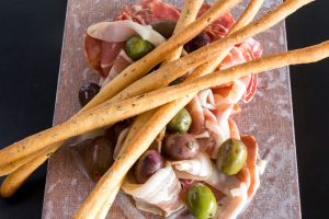Narkoojee Winery & restaurant cellar door antipasto platter