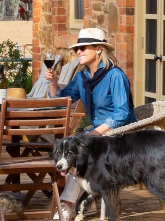 Byronsvale Vineyard & Accommodation-Denise Buddy_terrace Byronsvale Vineyard & Accommodation-Denise Buddy_terrace