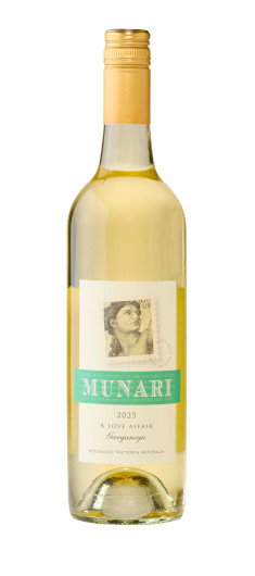 Munari Wines 2025 ‘A Love Affair’<br />
Garganega 