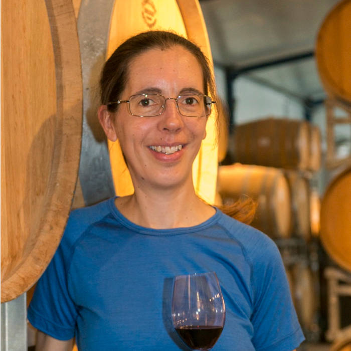 ISSUE 15 MEET THE WINEMAKER – CHRISTOBELLE ANDERSON