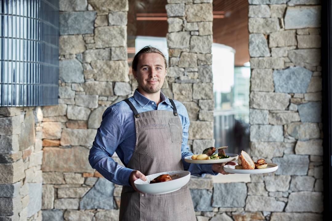 Curlewis_Golf_Resort Waiter VIC Curlewis_Golf_Resort Waiter VIC