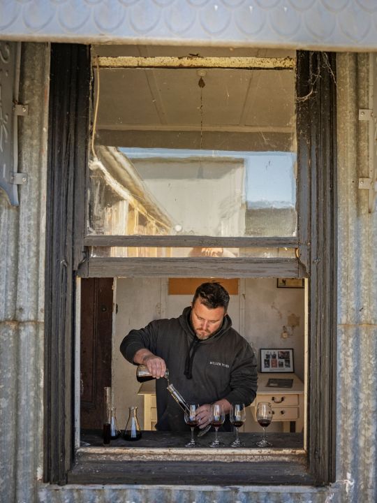 Buller Wines - peep window Cappa Stone Wines